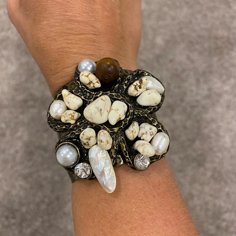 3 for $25 Sale🌸Unique Cuff Bracelet🌸